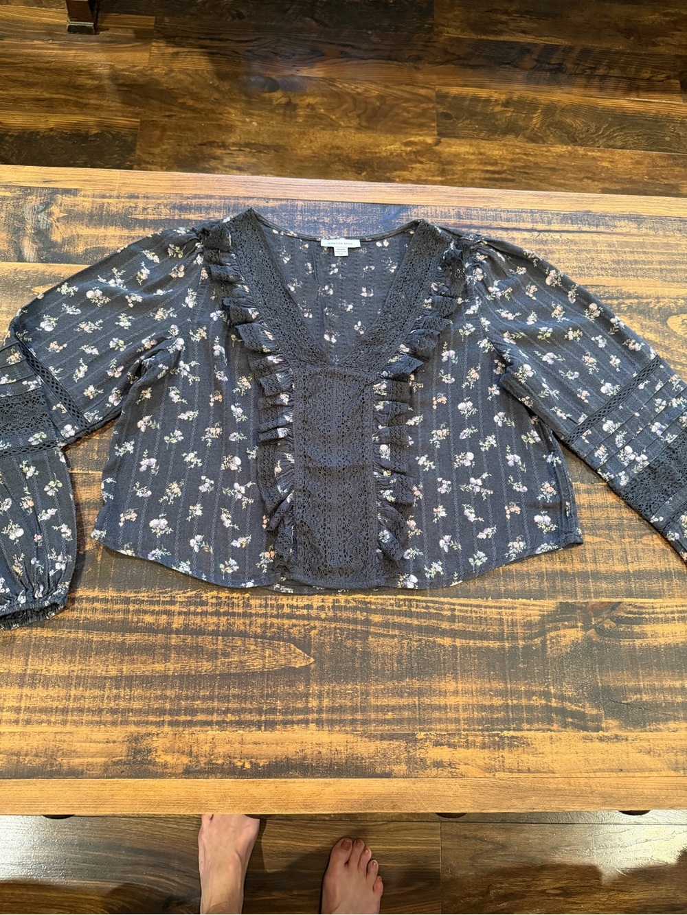 American Eagle Outfitters Black Floral Lace-Trim V-Neck Peasant Blouse